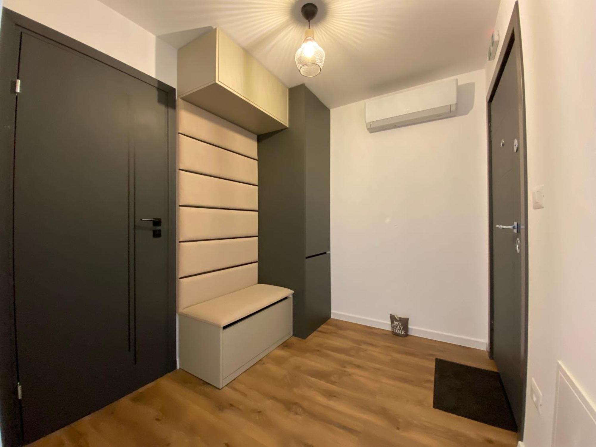 Cosy Apartments & Bistro Pufesti ภายนอก รูปภาพ
