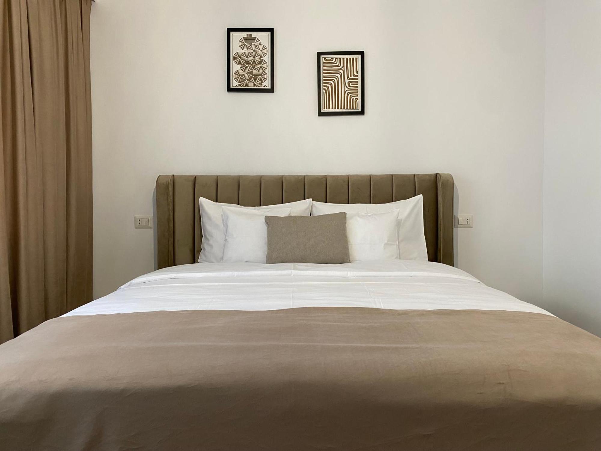 Cosy Apartments & Bistro Pufesti ภายนอก รูปภาพ