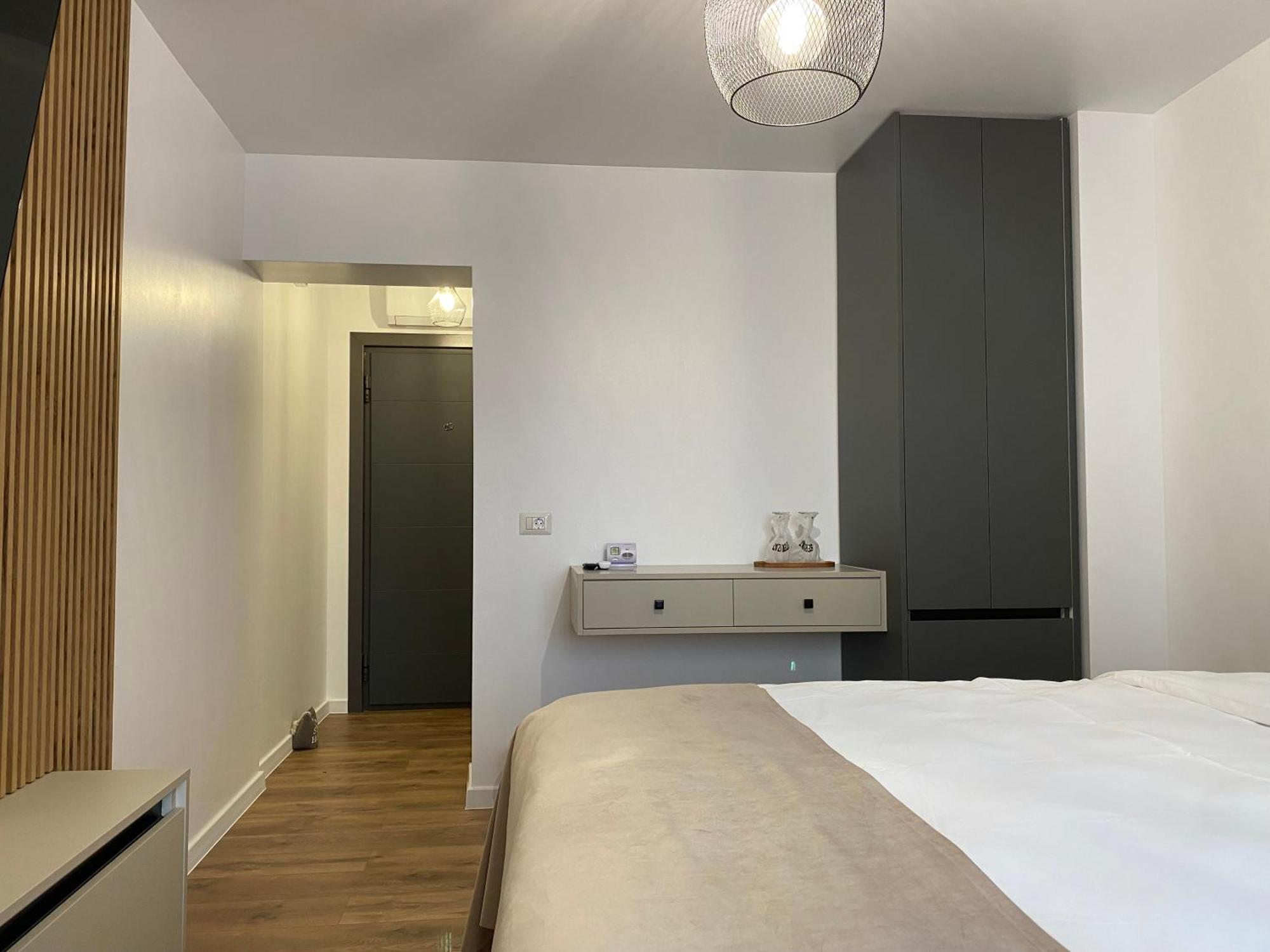 Cosy Apartments & Bistro Pufesti ภายนอก รูปภาพ